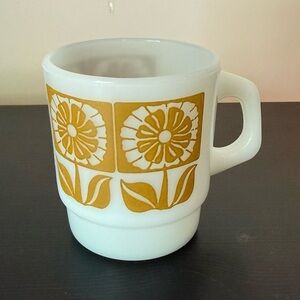 FIRE KING Dahlia Mug Coffee Tea Cup Milk Glass Anchor Hocking Stackable Mustard